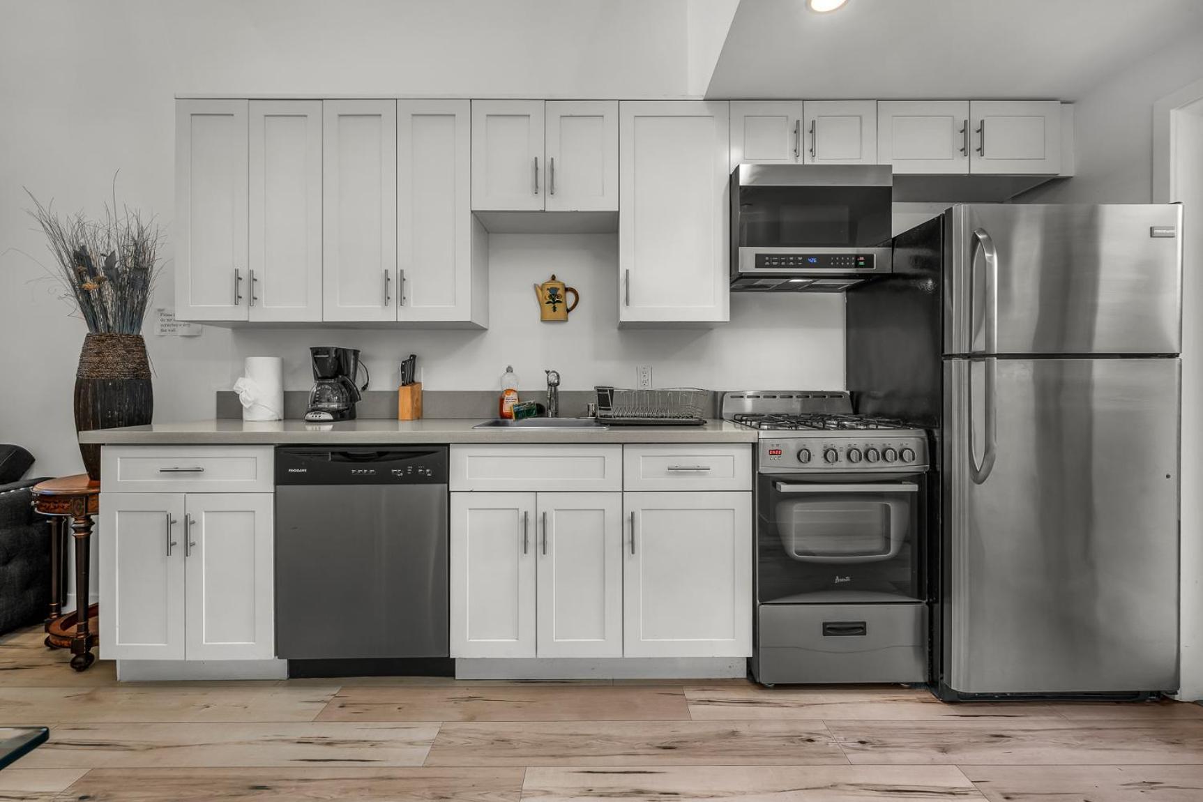 Appartamento 1-bedroom Lofts In Hollywood Modern Design, Balcony, Parking & Hollywood Sign Los Angeles