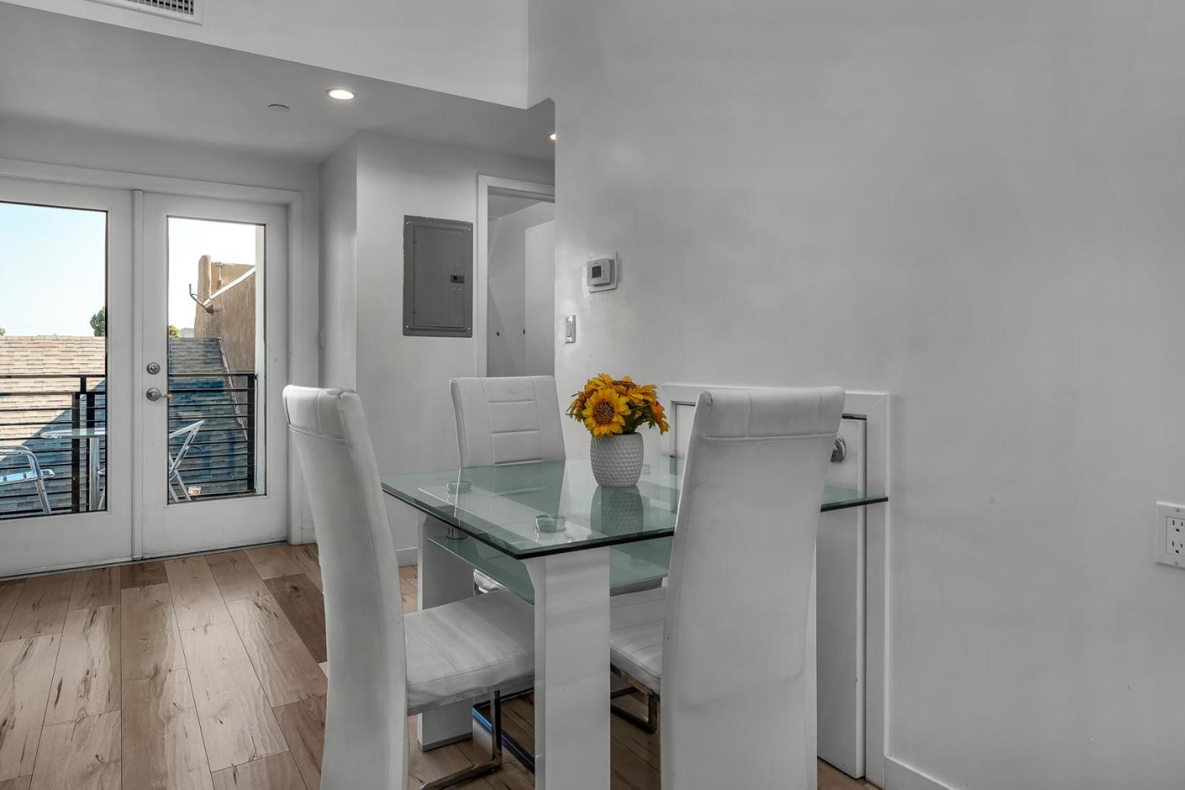 Appartamento 1-bedroom Lofts In Hollywood Modern Design, Balcony, Parking & Hollywood Sign *