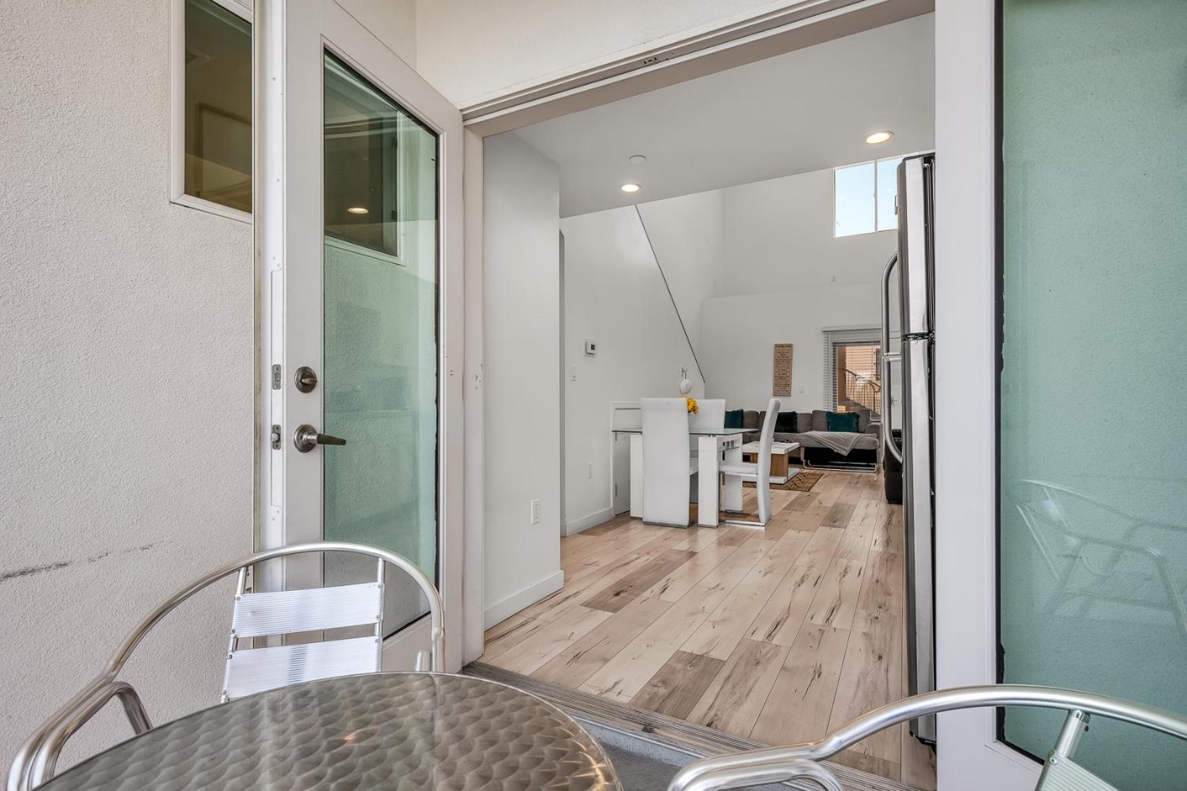Appartamento 1-bedroom Lofts In Hollywood Modern Design, Balcony, Parking & Hollywood Sign *